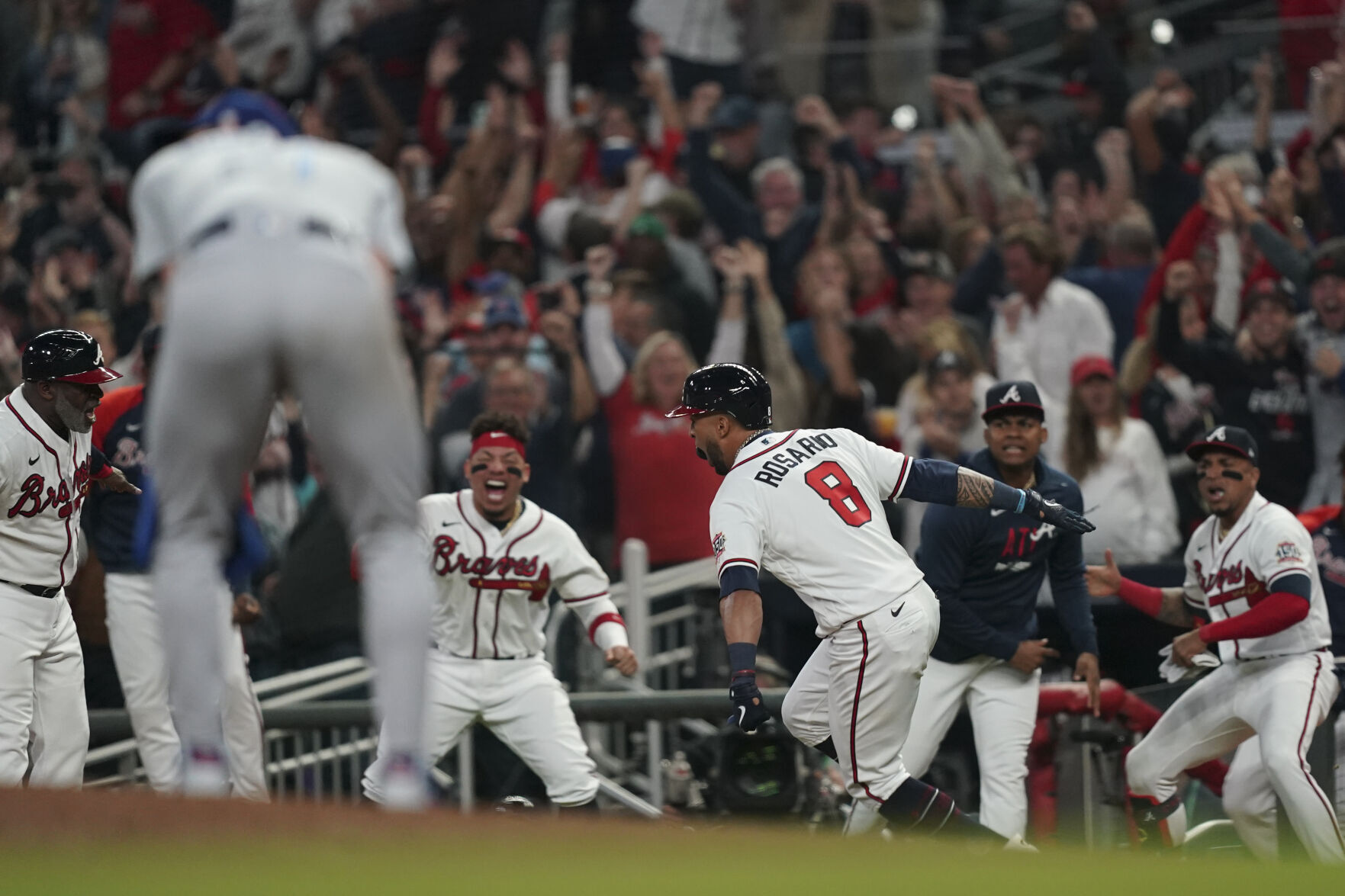 APTOPIX NLCS Dodgers Braves Baseball